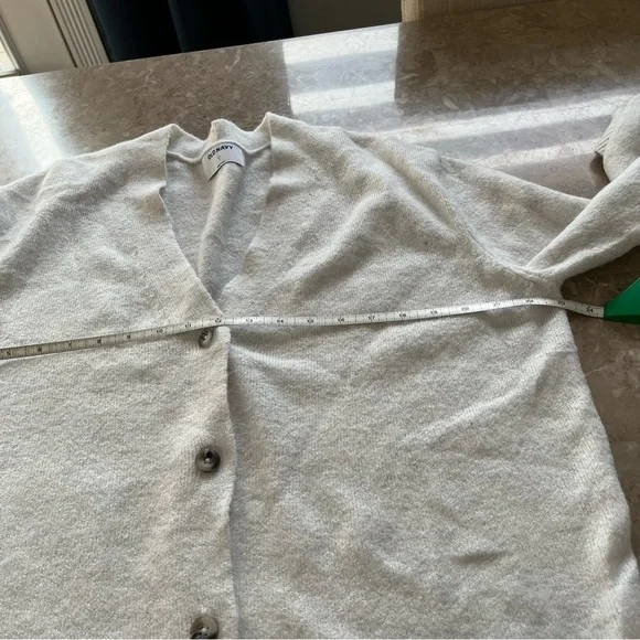 Old Navy off white with a slight color of gray button up cardigan size large - Picture 7 of 10